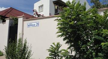 Фотографии Гостиница Guest house Zhasmin г. Судак Крым (Россия) №2 Фото Гостиница Guest house Zhasmin г. Судак 2