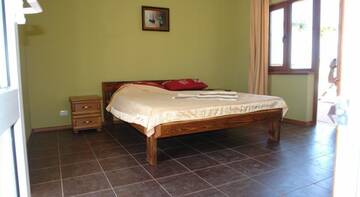 Фотографии Гостиница Zhemchuzhina Meganoma Guest House г. Судак Крым (Россия) №2 Фото Гостиница Zhemchuzhina Meganoma Guest House г. Судак 2