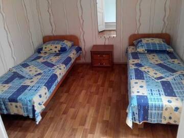 Фото номера Бюджетный двухместный номер с 2 отдельными кроватями Гостиница Гостевой Дом Уютный г. Судак 8