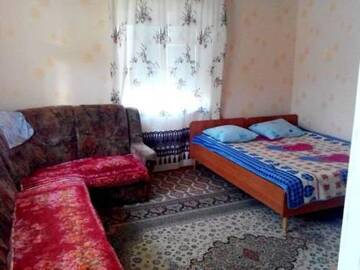 Фото номера Бюджетный трехместный номер Гостиница Гостевой Дом Уютный г. Судак 7