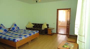 Фото номера Апартаменты с 2 спальнями Гостиница Guest house Zhasmin г. Судак 2