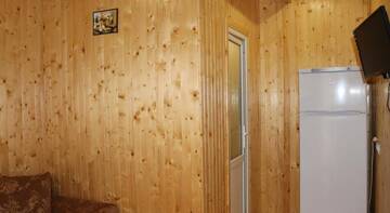 Фото номера Семейный номер с балконом Гостевой дом Wooden cottage г. Судак 4