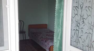 Фото номера Двухместный номер с 1 кроватью или 2 отдельными кроватями и видом на море Гостиница Guest House V gostyah u Ally г. Судак 10