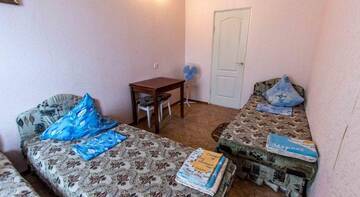 Фото номера Кровать в общем номере с 3 кроватями Гостиница Sudak International Hostel г. Судак 7