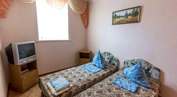 Фото номера Кровать в общем номере с 3 кроватями Гостиница Sudak International Hostel г. Судак 2