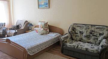 Фото номера Cемейный номер с отдельной ванной комнатой Гостевой дом Cottage na Ayvazovskogo 27 г. Судак 10