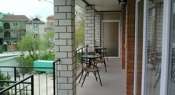 Фото номера Четырехместный номер с душем Гостиница Guest House Vadim г. Судак 3