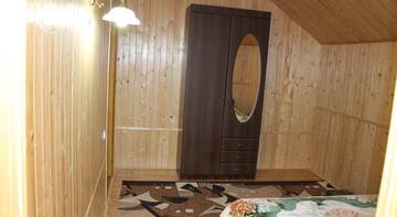Фото номера Cемейный номер с отдельной ванной комнатой Гостиница Guest House Bayram г. Судак 5