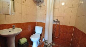 Фото номера Люкс с 2 спальнями Гостиница Guest House Merzhan г. Судак 4