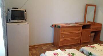 Фото номера Двухместный номер Делюкс с 2 отдельными кроватями Гостиница Guest House Tair г. Судак 2