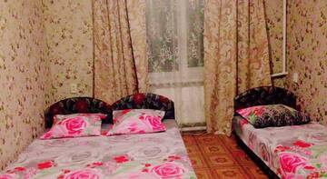 Фото номера Семейный номер с общей ванной комнатой Гостиница Guest House Tair г. Судак 3