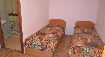 Фото номера Четырехместный номер Гостиница Guest house na Amethana г. Судак 16