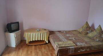 Фото номера Четырехместный номер Гостиница Guest house na Amethana г. Судак 21
