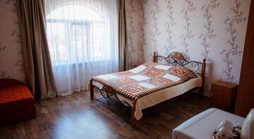 Фото номера Люкс с 2 спальнями Гостевой дом Мераба г. Судак 2