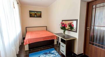 Фото номера Люкс 2х-комнатный Гостиница Guest house Sofia on Yuzhnoberezhnaya 95 г. Судак 2