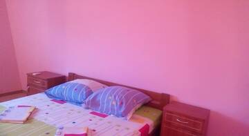 Фото номера Семейный номер с душем Гостиница Guest House na Kommunalnoy г. Судак 2