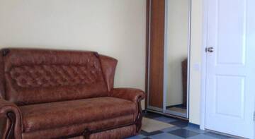 Фото номера Семейный номер с душем Гостиница Guest House na Kommunalnoy г. Судак 3