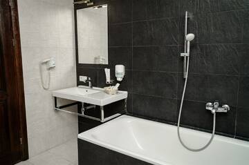 Фото номера Люкс комфорт Гостиница Астарта г. Судак 10