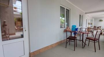 Фото номера Трехместный номер с террасой Гостиница Guest House Garant г. Судак 9