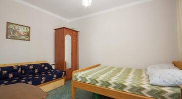 Фото номера Трехместный номер с террасой Гостиница Guest House Garant г. Судак 2