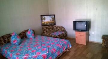 Фото номера Двухместный номер с 1 кроватью Гостиница Guest House Diana г. Судак 2