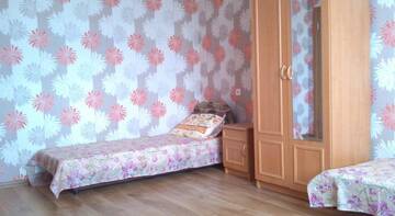 Фото номера Дом с 3 спальнями Гостиница Гостевой Дом Сосновый Бор г. Судак 11