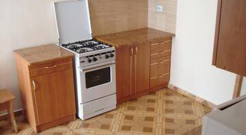 Фото номера Стандартный трехместный номер Гостиница Guest House Gagarina 45B г. Судак 5