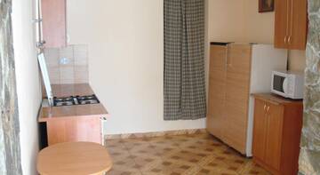 Фото номера Классический трехместный номер Гостиница Guest House Gagarina 45B г. Судак 3