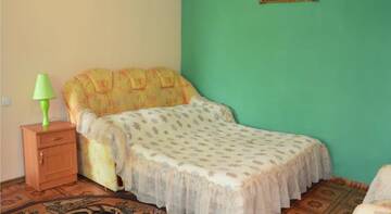 Фото номера Четырехместный номер &quot;Комфорт&quot; Гостиница Guest House Nicole г. Судак 5