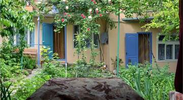 Фото номера Классический трехместный номер Гостиница Guest House Nicole г. Судак 2