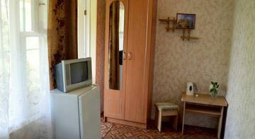 Фото номера Бюджетный двухместный номер с 1 кроватью или 2 отдельными кроватями Гостиница Guest House Nicole г. Судак 4