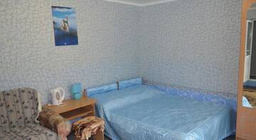 Фото номера Двухместный номер Делюкс с 1 кроватью и душем Гостиница Guest House Nicole г. Судак 4