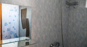 Фото номера Небольшой одноместный номер Гостиница Guest house Admiralskaya г. Судак 2