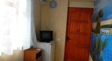Фото номера Небольшой одноместный номер Гостиница Guest house Admiralskaya г. Судак 3