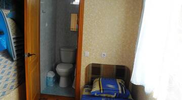 Фото номера Небольшой одноместный номер Гостиница Guest house Admiralskaya г. Судак 4