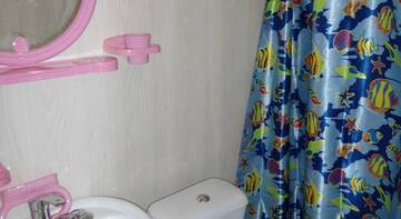 Фото номера Классический трехместный номер Гостевой дом Inn Priliv г. Судак 3