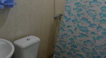 Фото номера Бюджетный трехместный номер Гостевой дом Inn Priliv г. Судак 3