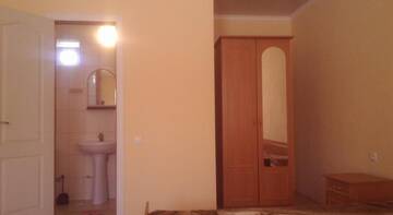Фото номера Трехместный номер  Гостиница Guest House Venera г. Судак 6