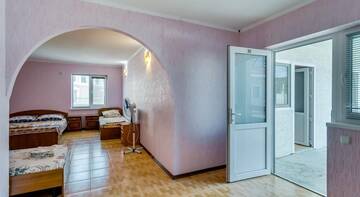 Фото номера Четырехместный номер с ванной Гостиница Эйфория г. Судак 10