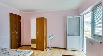 Фото номера Трехместный номер с ванной комнатой Гостиница Эйфория г. Судак 5