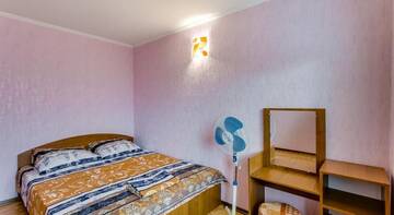 Фото номера Двухместный номер с 1 кроватью Гостиница Эйфория г. Судак 2