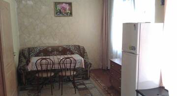 Фото номера Дом с 2 спальнями Гостиница Гостевой Дом Оазис г. Судак 8