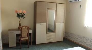Фото номера Люкс с 1 спальней Гостиница Guest House Katrin г. Судак 3