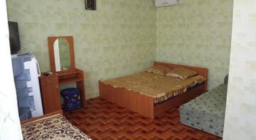 Фото номера Четырехместный номер &quot;Комфорт&quot; Гостевой дом Sad Edema г. Судак 3