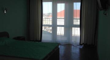 Фото номера Двухместный номер с 1 кроватью с видом на море Гостевой дом Inn Limon г. Судак 7
