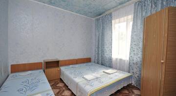 Фото номера Стандартный семейный номер Гостевой дом Ильяс г. Судак 2
