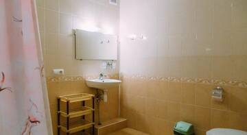 Фото номера Четырехместный номер -люкс Гостиница Guest house Charly г. Судак 9