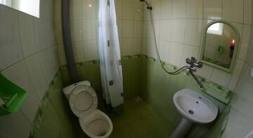 Фото номера Двухместный номер с 2 отдельными кроватями Гостиница Гостевой Дом Аля г. Судак 12
