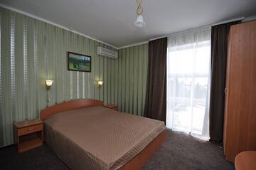 Фото номера Комфорт Отель Сурож г. Судак 2
