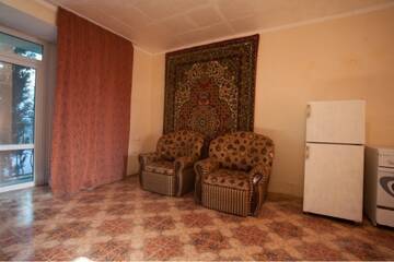 Фото номера Двухкомнатный номер Гостиница Chair Guest house г. Судак 3